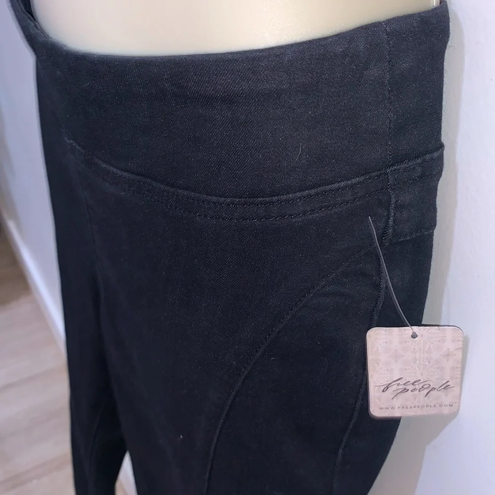 Free People Double Dutch Slit Skinny Mid-Rise Jean in Black Denim - Picture 5 of 14